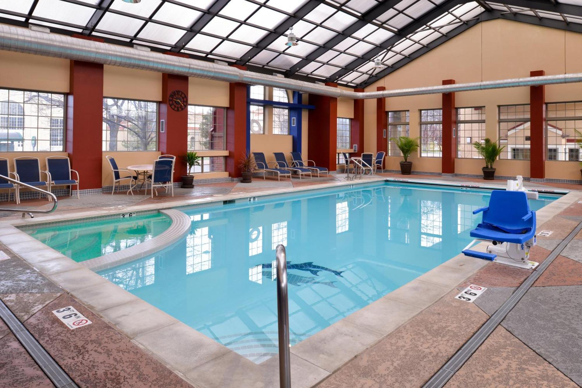 Best Western University Inn Fort Collins Buitenkant foto